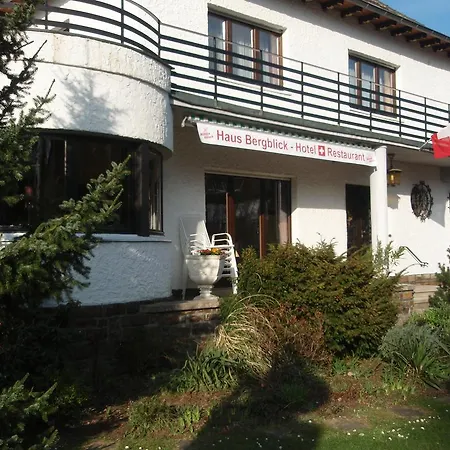 Haus Bergblick 3*